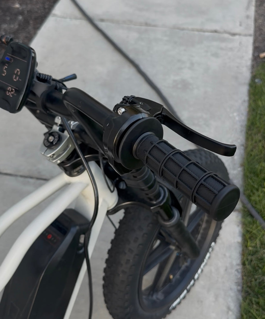 TST Throttle + Baja Light Bundle